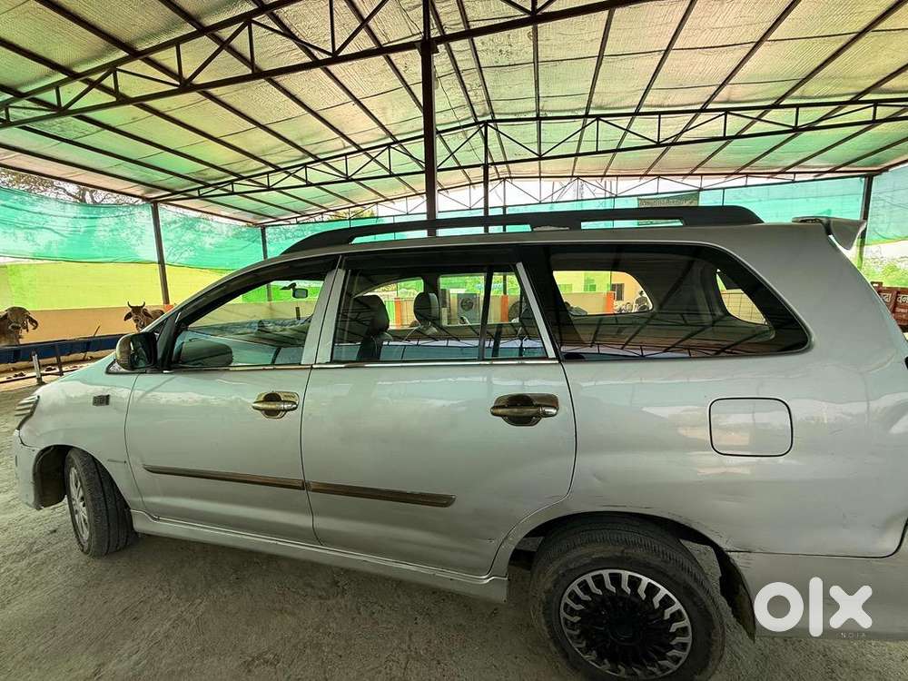 Toyota Innova 2013 Diesel Well Maintained