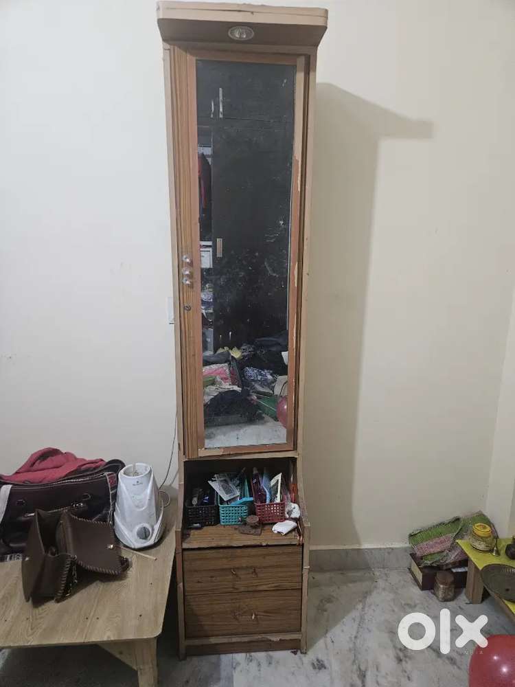 Dressing table, study table and chair and orient electric cooler