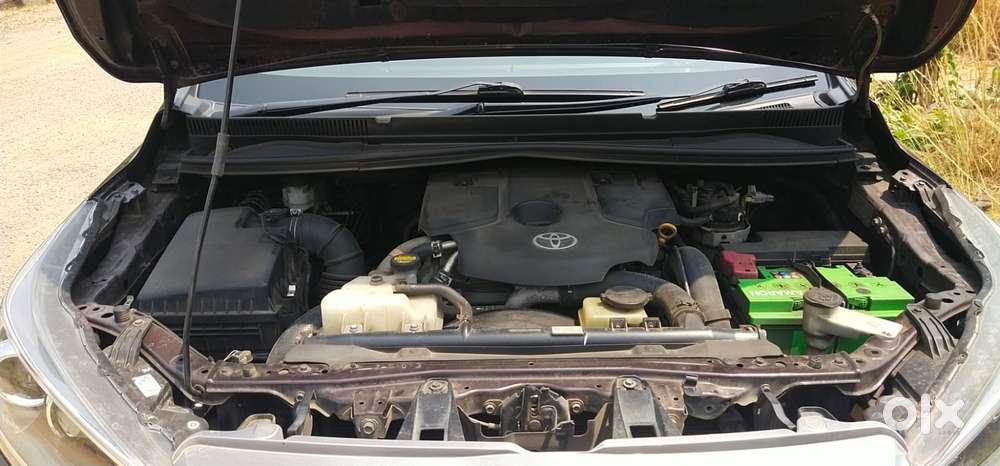 Toyota Innova Crysta 2.8z Automatic, 2016, Diesel