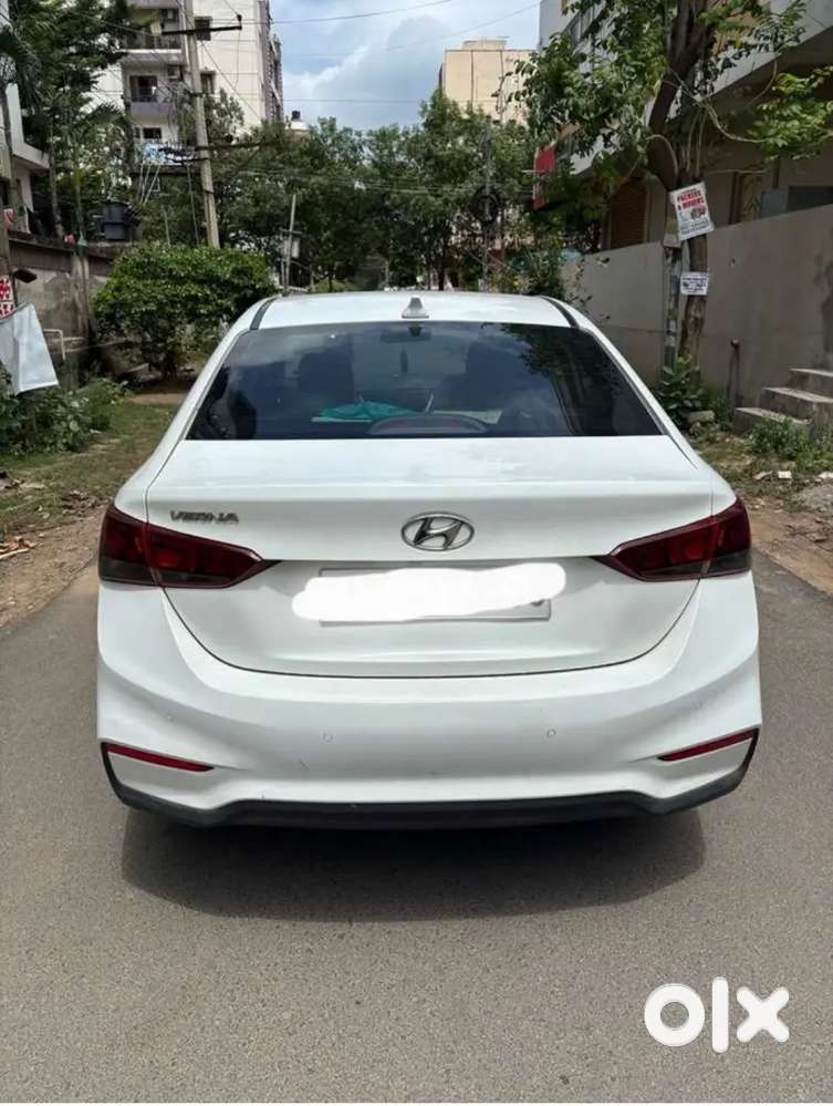 Hyundai Verna For Sale