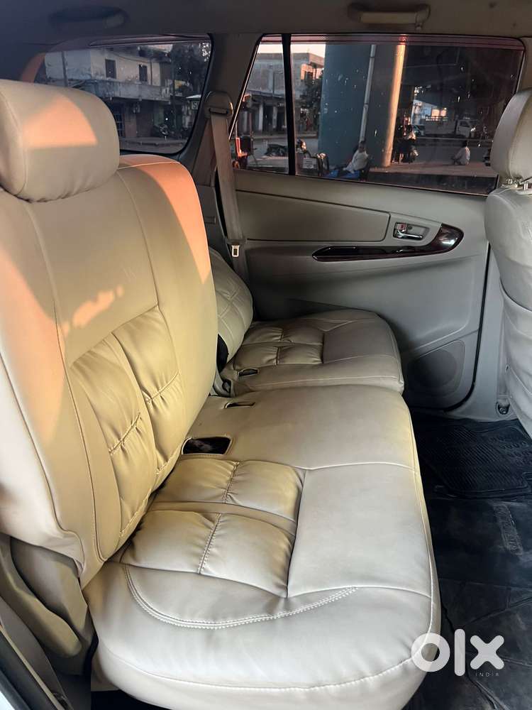 Toyota Innova 2.5 V 7 Str, 2014, Diesel