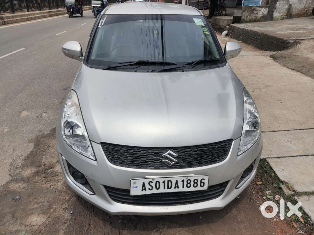 Maruti Suzuki Swift Vxi, 2016