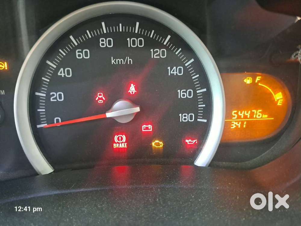Maruti Suzuki Celerio Zxi Mt, 2016, Petrol