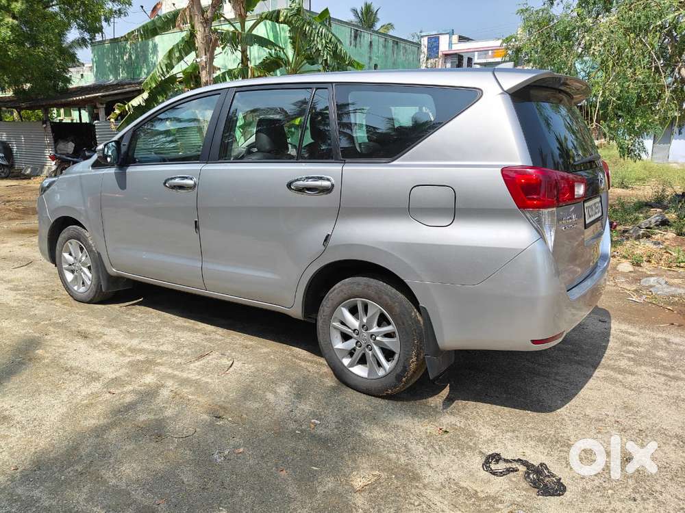 Toyota Innova Crysta [2020-ongoing] 2.4 Gx 8 Str, 2024, Diesel