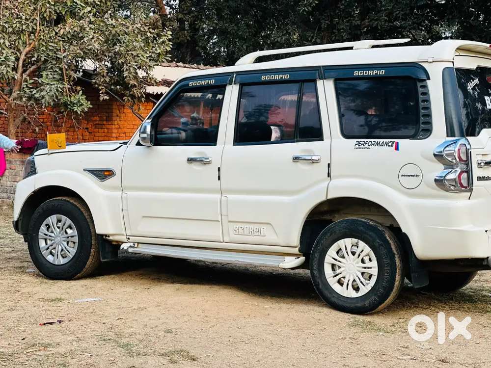 Mahindra Scorpio Diesel Manual 2016