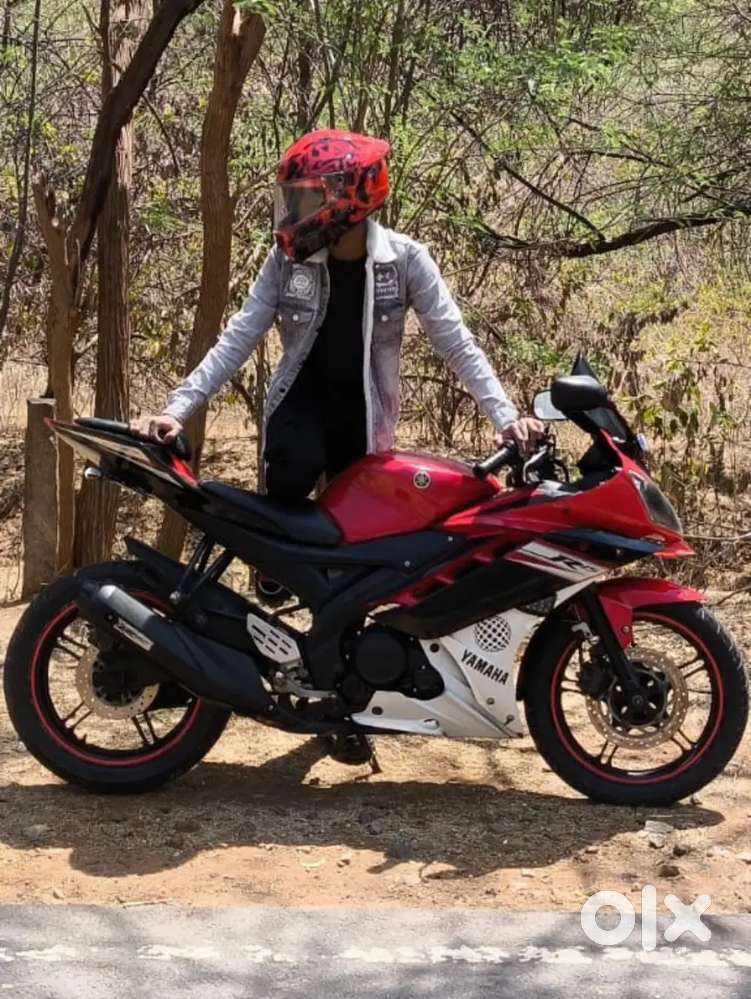 R15 Bike For Wallpaper R15 V3 Photoshoot Pose Helmet R15 Boy Pic