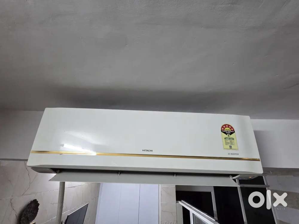 Hitachi 1.5 Ton Inverter AC new condition 2 seasons old only