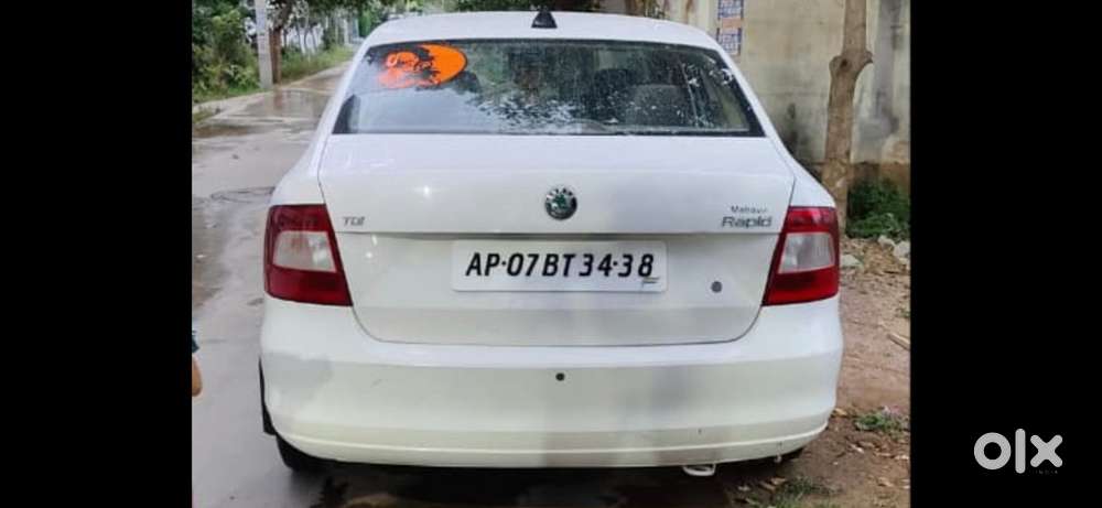Skoda Rapid 2013 Diesel 93000 Km Driven