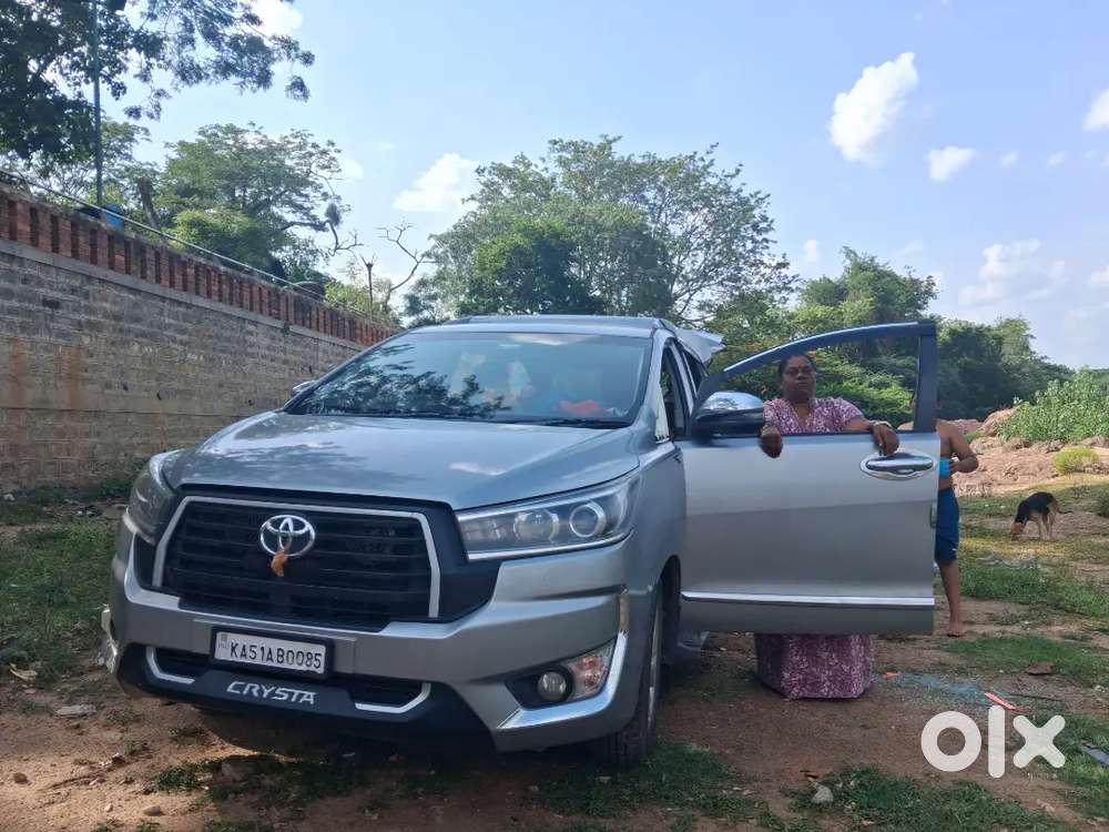Toyota Innova Hycross 2017