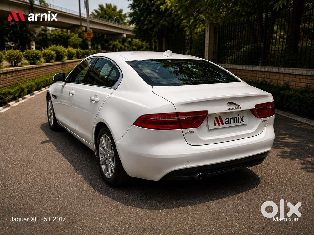 Jaguar Xe Prestige, 2017, Petrol