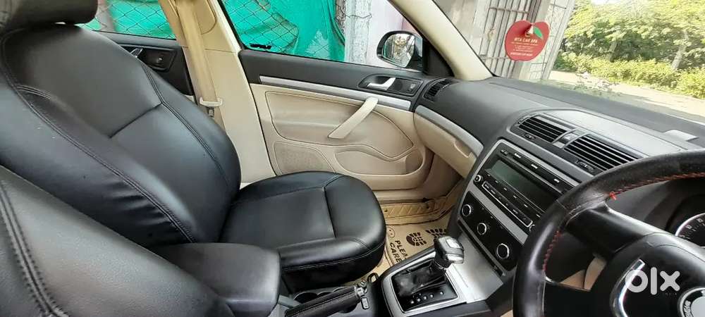 Well Maintained Skoda Laura Automatic Diesel 2010