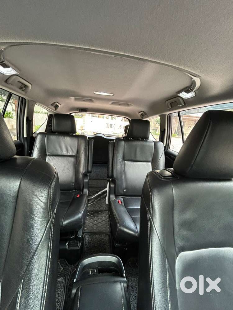 Toyota Innova Crysta Zx Diesel 2016