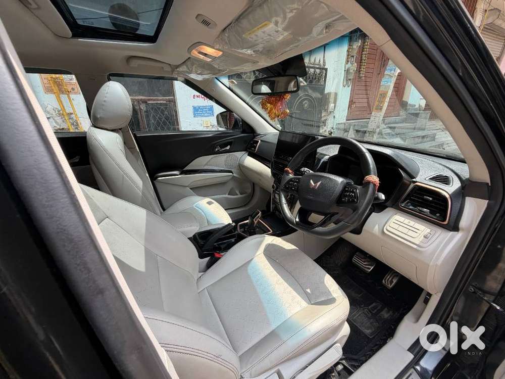 Mahindra Xuv400 Ev 2024 Top Model | 32,000 Km | Excellent Condition |