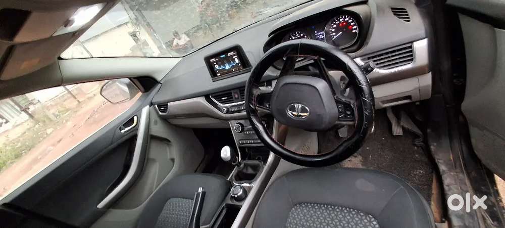 Tata Nexon 2019 Diesel 112000 Km Driven Top Model Pus Batan