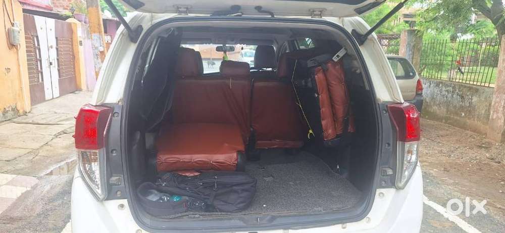 Toyota Innova Crysta G 8 Str, 2017, Diesel