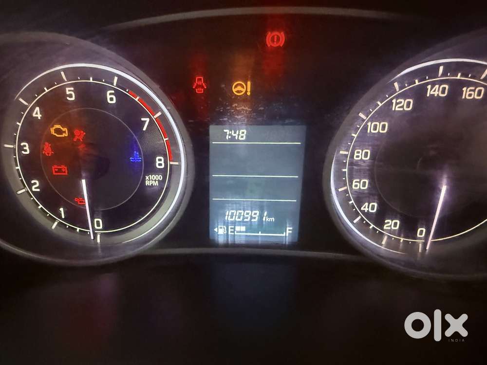 Maruti Suzuki Swift Dzire 1.2 Vxi Bsiv, 2018, Cng & Hybrids