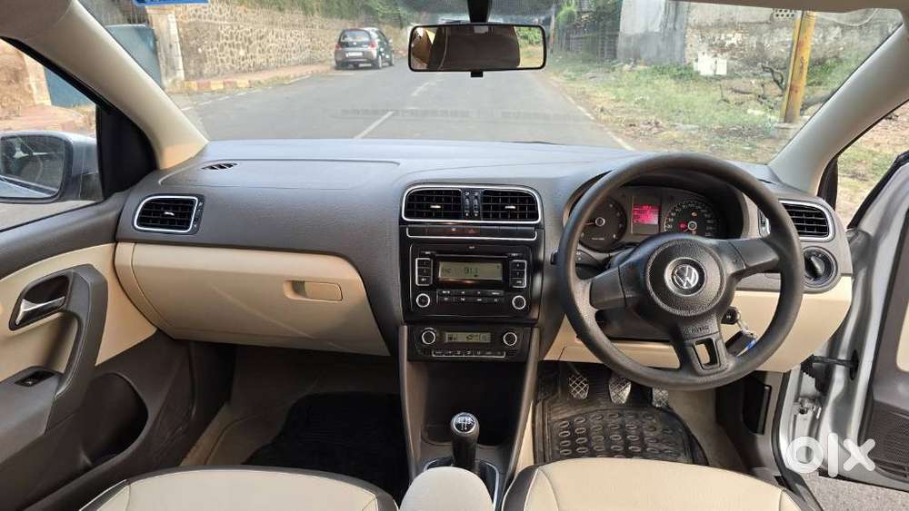 Volkswagen Vento 2010-2013 Petrol Highline, 2012, Petrol