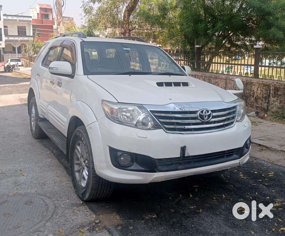 Toyota Fortuner 3.0 4x2 Automatic, 2014, Diesel