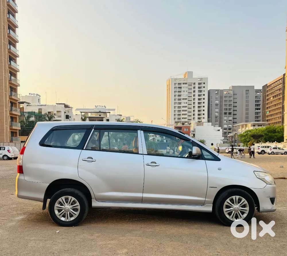 Toyota Innova Gx - 1st Owner
- Diesal - 8 Seater