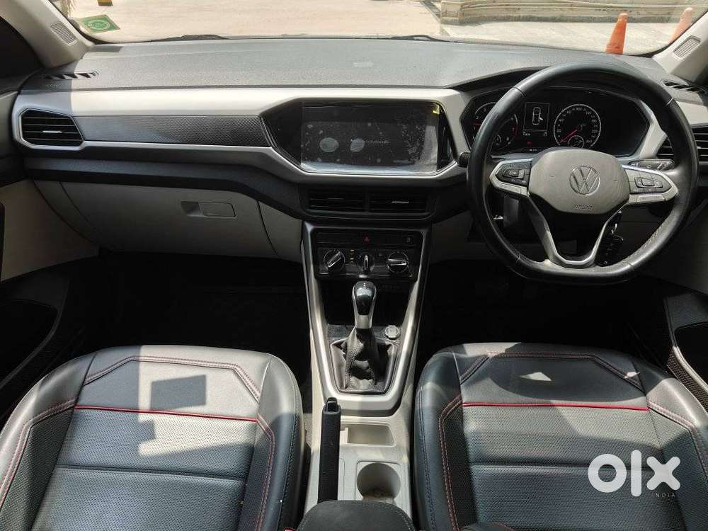 Volkswagen Taigun 1.0 Tsi Highline At, 2022, Petrol