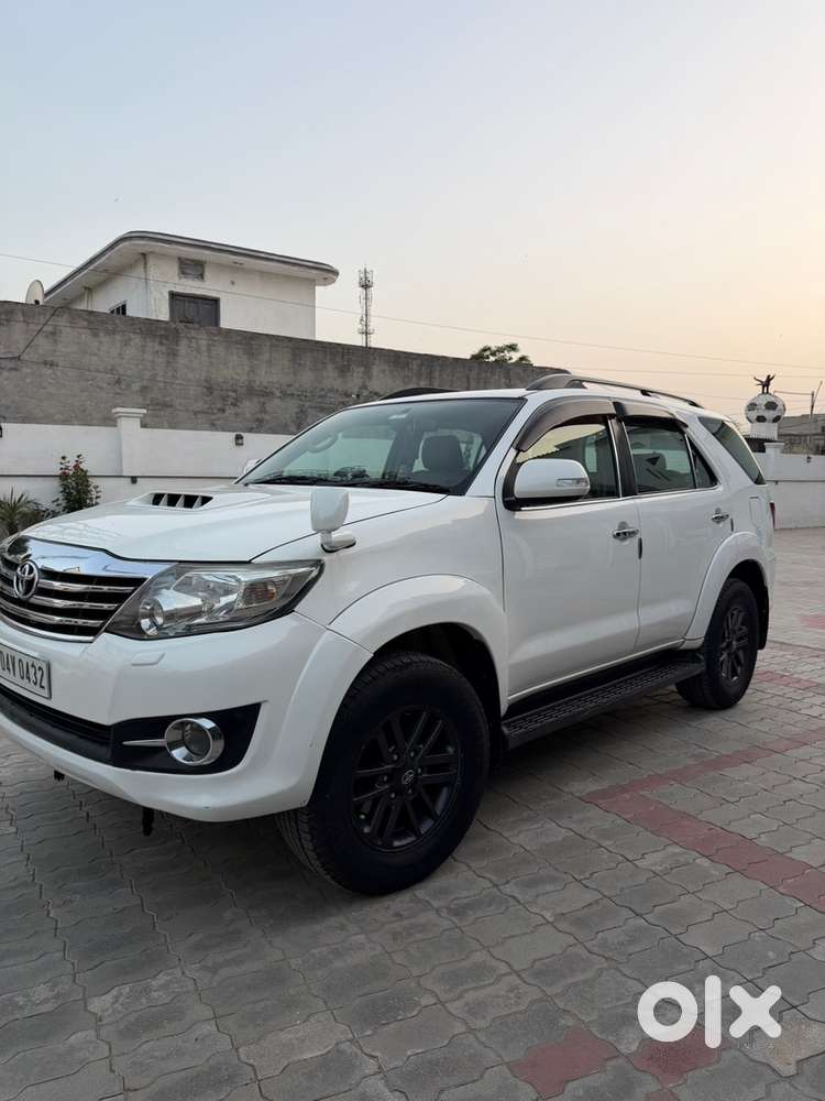 Toyota Fortuner Diesel 2015