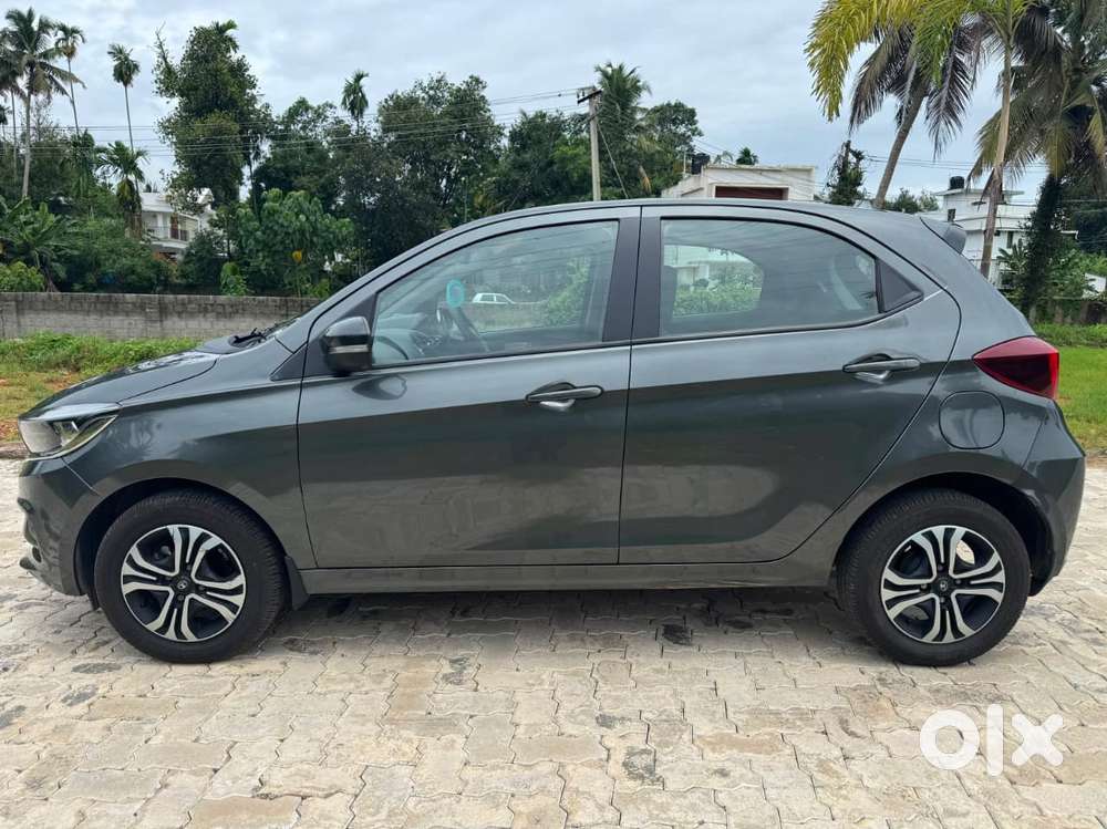 Tata Tiago 1.2 Revotron Xta, 2024, Petrol