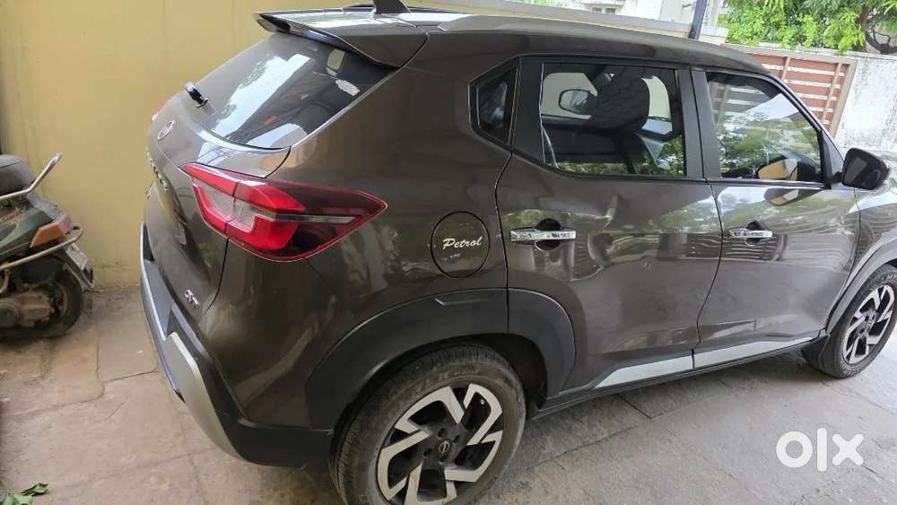 Showroom Maintained Nissan Magnite Xv Turbo Cvt 2022 Petrol Automatic