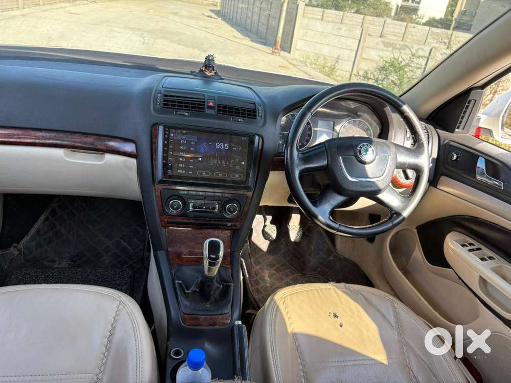 Skoda Laura 1.9 Tdi Mt Ambiente, 2012, Diesel