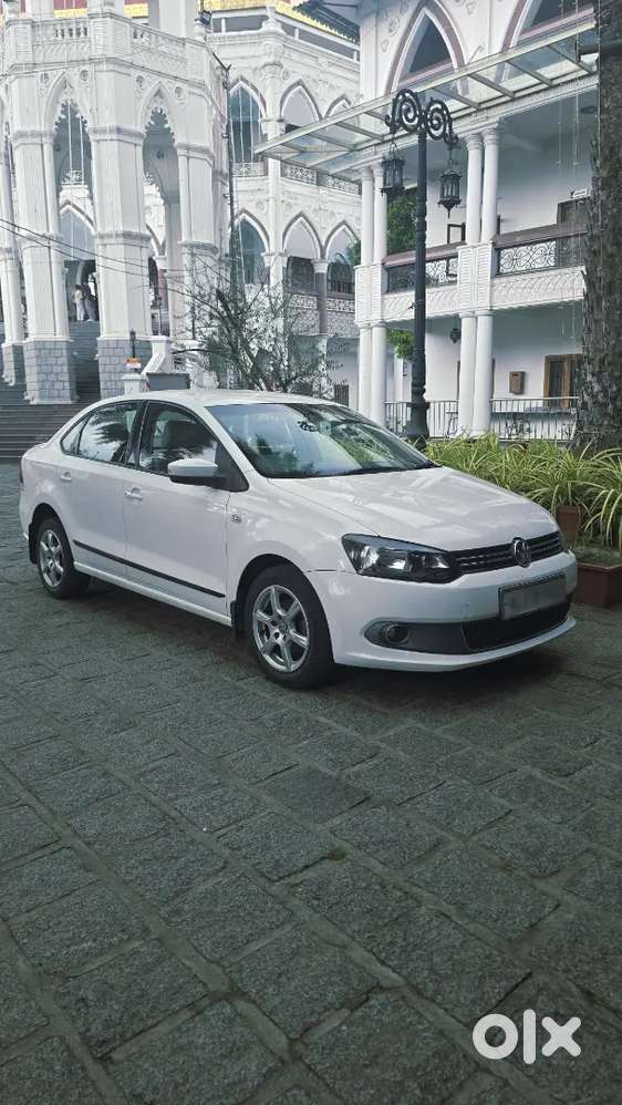 Volkswagen Vento 1.6 Magnific Highline Petrol 2013 Model