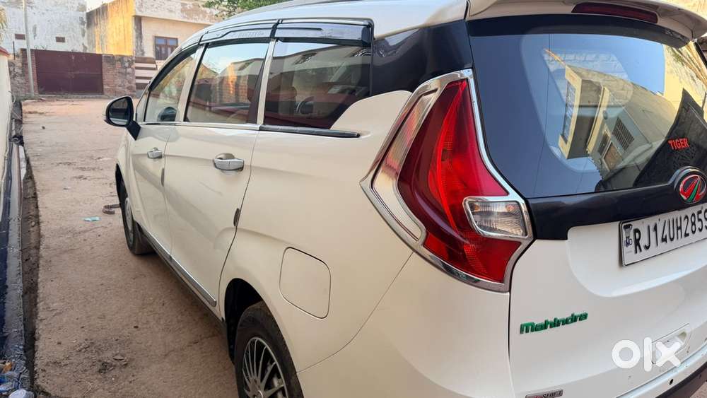 Mahindra Marazzo 2021 Diesel 96000 Km Driven
