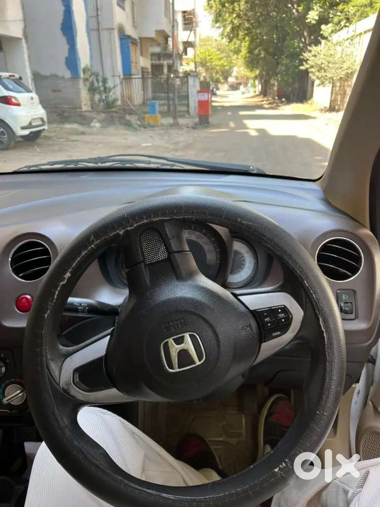 Honda Brio Top Variant