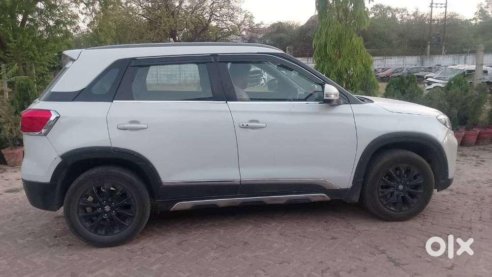 Maruti Suzuki Brezza 1.5 Zxi Smart Hybrid, 2020, Petrol