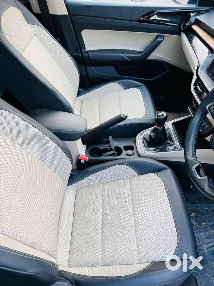 Skoda Slavia Style 1.5l Tsi Mt, 2022, Petrol