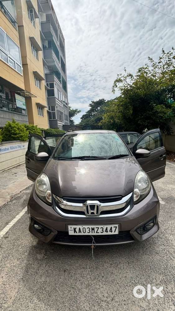 Honda Amaze Petrol 2016 Variant