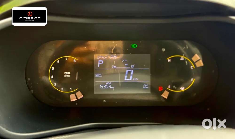 Tata Nexon, 2025, Petrol