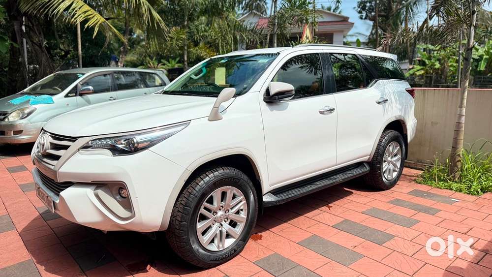 Toyota Fortuner 2019 Diesel 76000 Km Driven