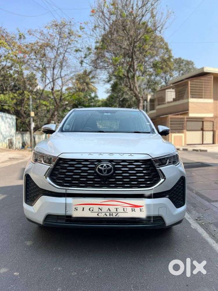 Toyota Innova Hycross 2.0 Vx Hybrid 7 Str, 2023, Petrol