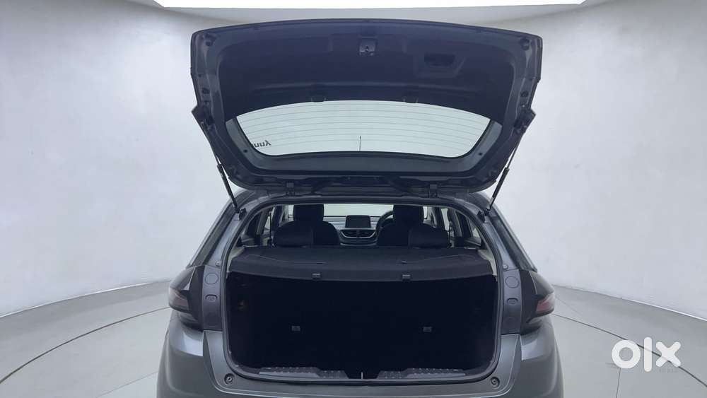 Tata Altroz Xz, 2021, Petrol