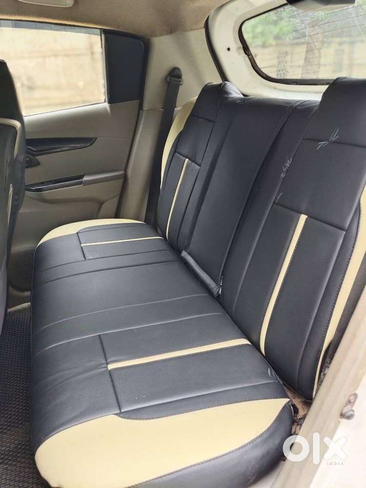 Mahindra Kuv 100 Mfalcon G80 K8 5str Aw, 2017, Petrol