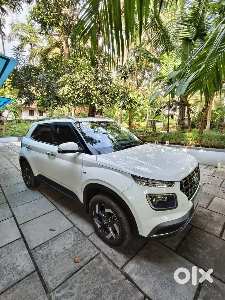 Hyundai Venue Turbo Imt