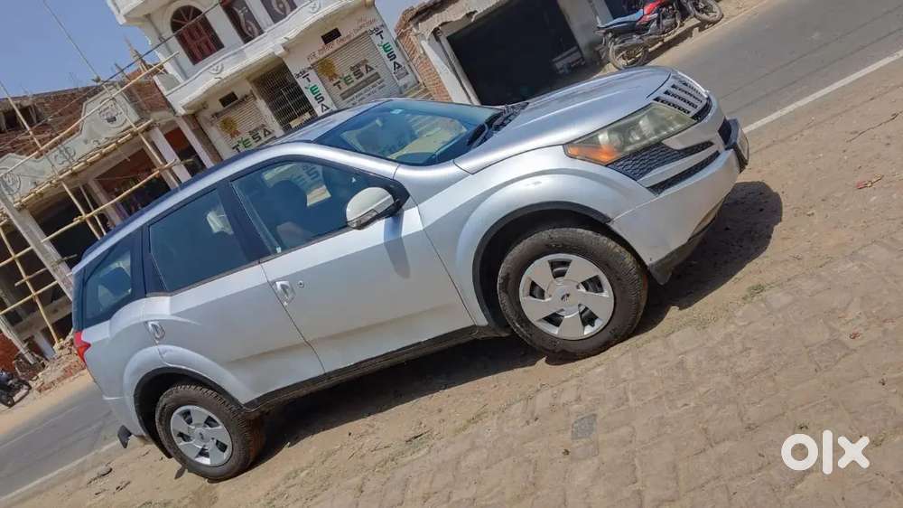 Mahindra Xuv500 2015 Diesel 75000 Km Driven