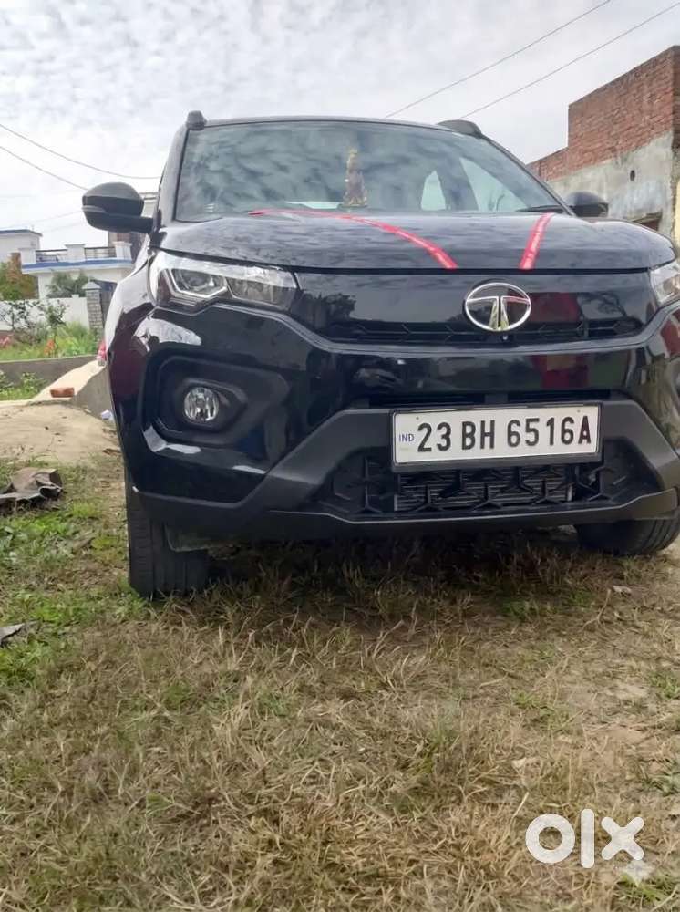Tata Nexon 2023 Petrol