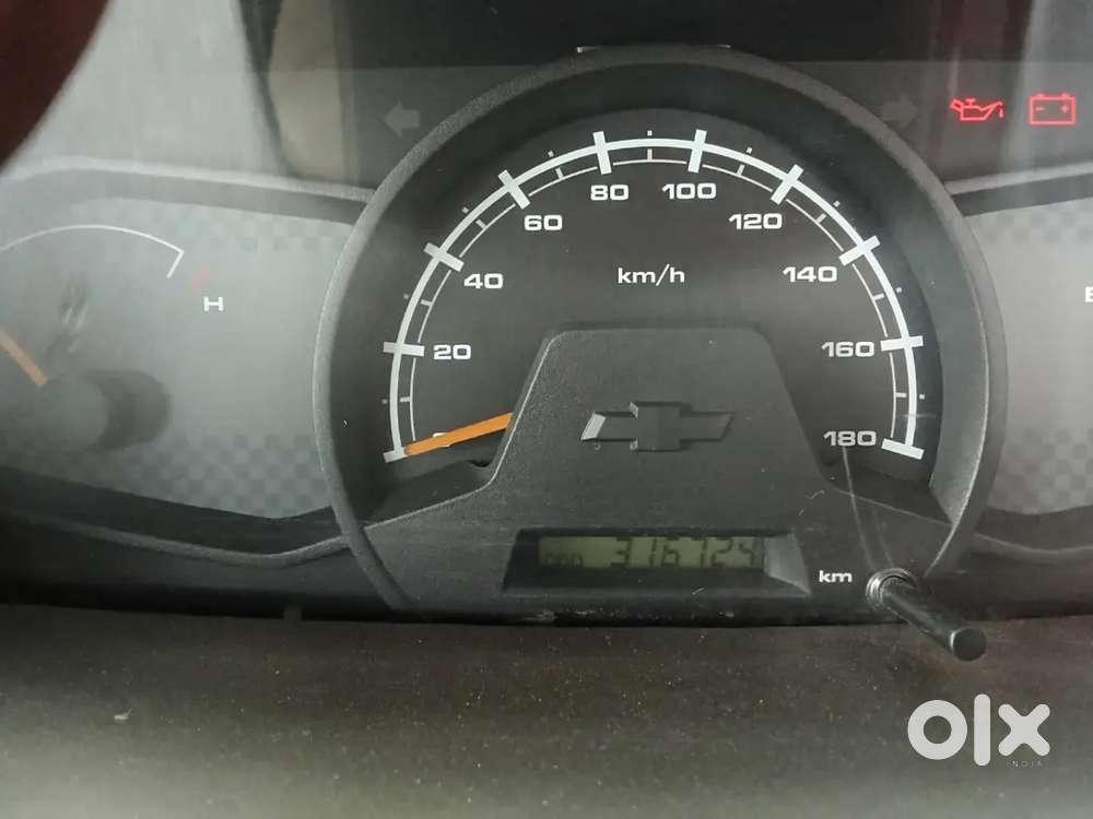 Chevrolet Tavera 2012 Diesel 317000 Km Driven