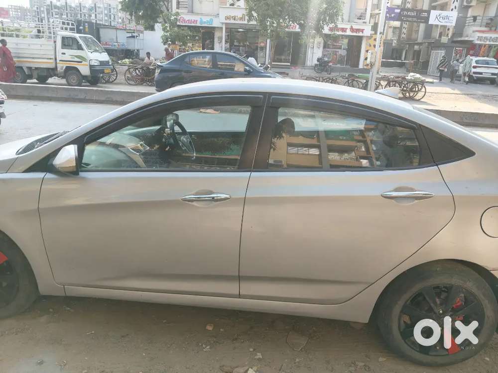 Hyundai Verna Top Model