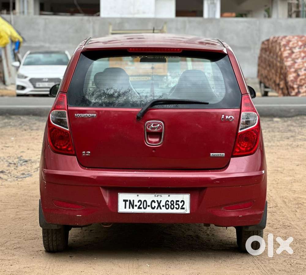 Hyundai I10 Sportz, 2012, Petrol