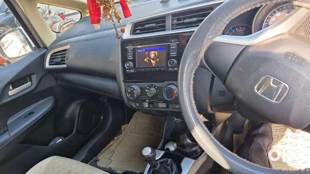 Honda Jazz 2015 Petrol Well Maintained