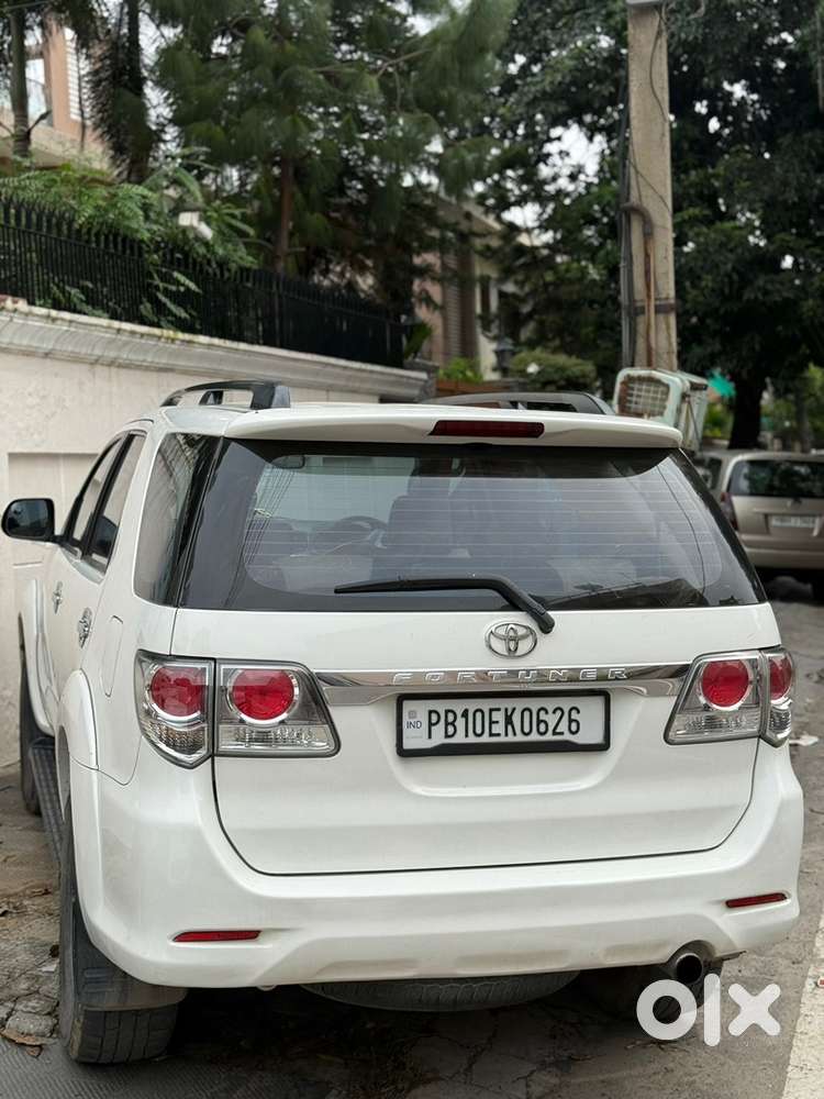 Toyota Fortuner Diesel 2013
