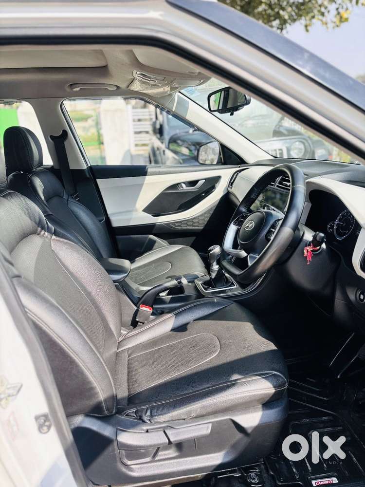 Hyundai Creta Sx Petrol Mt, 2022, Petrol