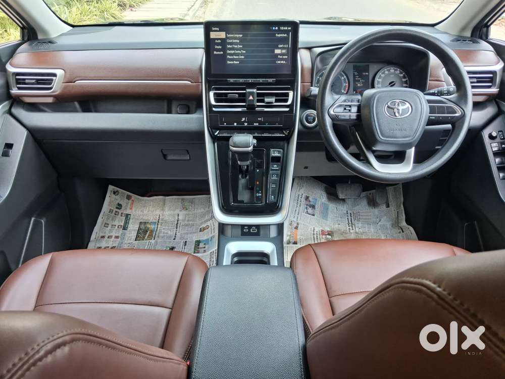 Toyota Innova Hycross Gx (o), 2024, Petrol