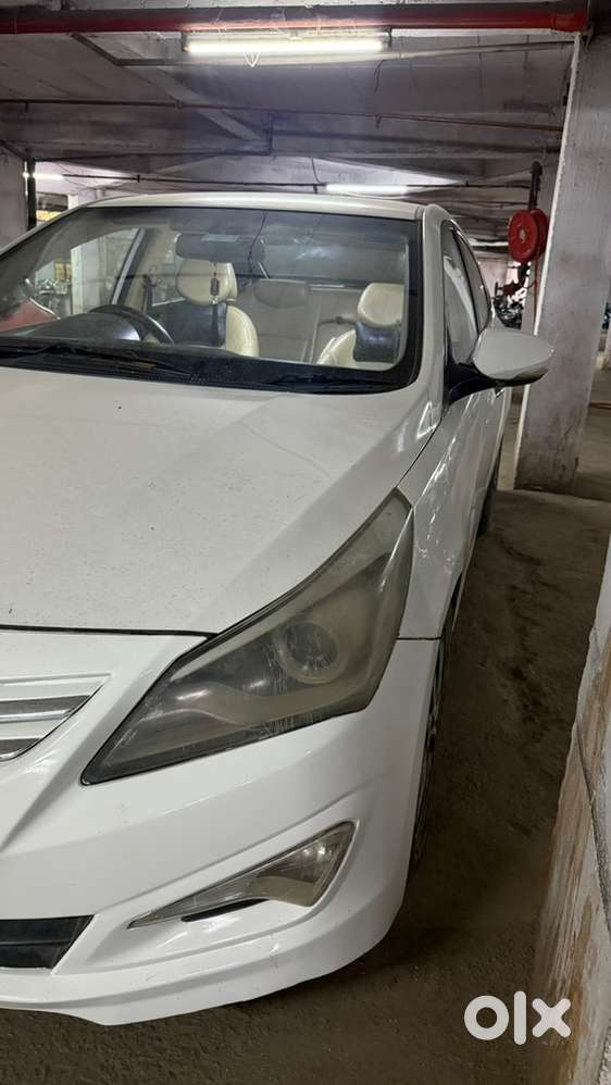 Hyundai Fluidic Verna 2015